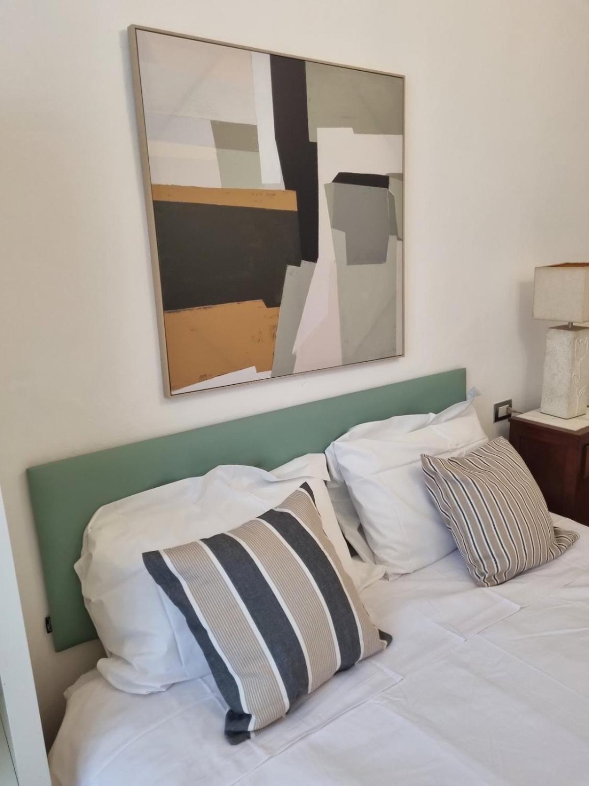 Casa Ozanam - 8 Minuti Duomo - Centro Apartment Milan
