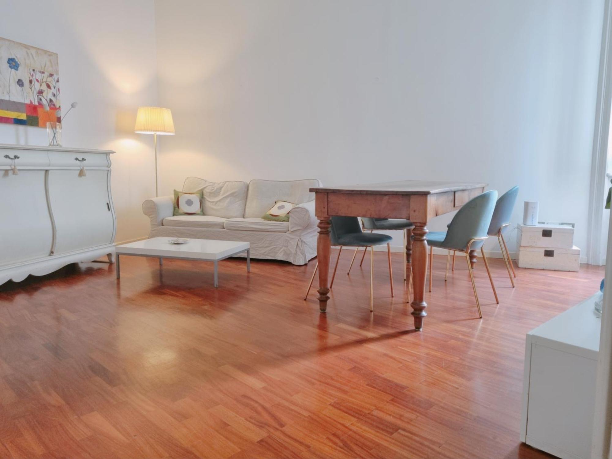Casa Ozanam - 8 Minuti Duomo - Centro Apartment Milan
